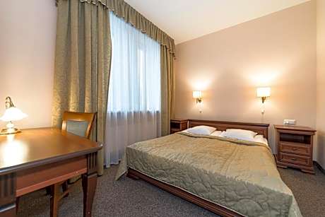 Kolonna Hotel Brigita