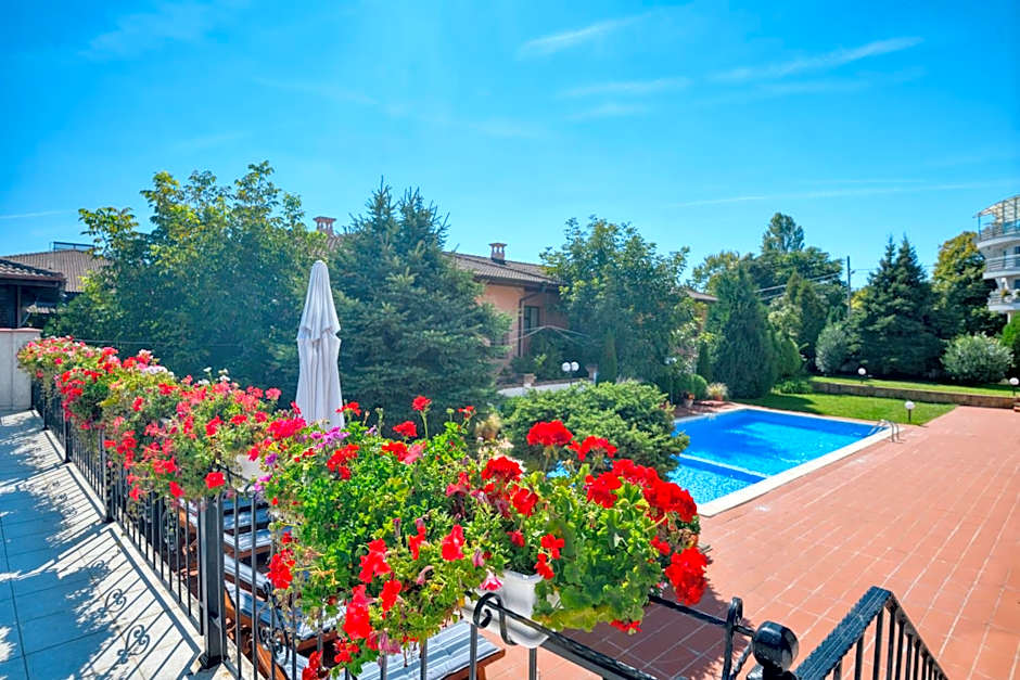 Alekta Hotel - Free Parking