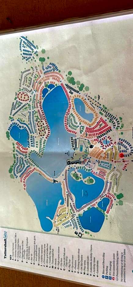 Bull Rush Retreats luxury hot tub lodge at Tattershall Lakes