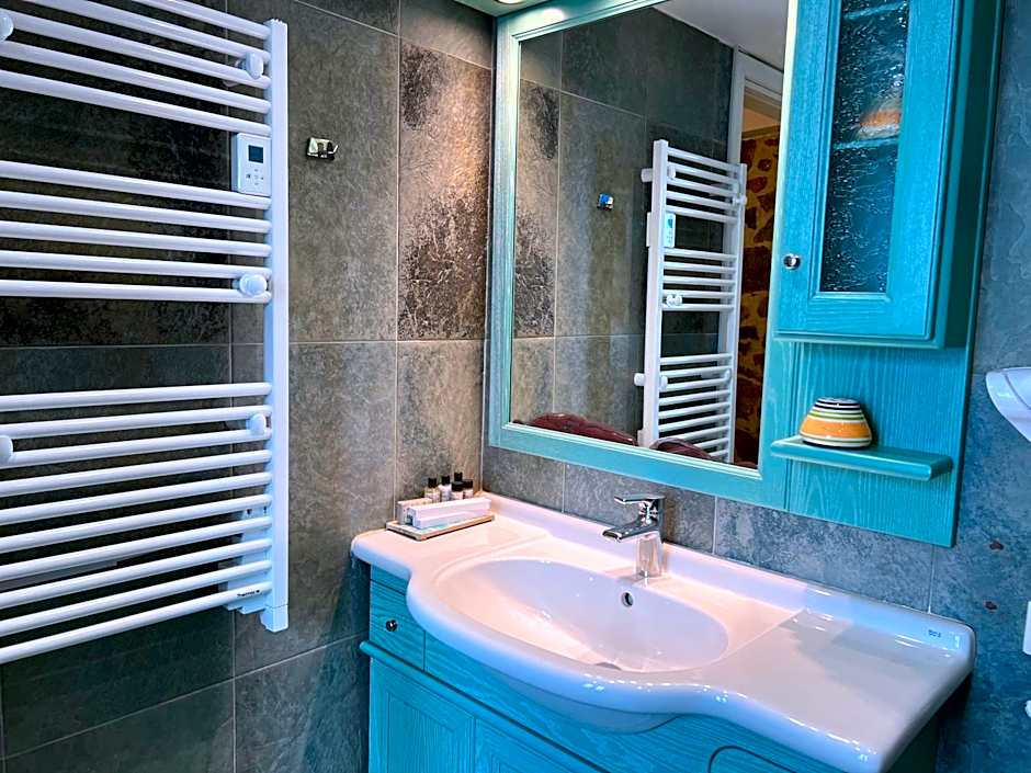 PortaDelMare deluxe suites