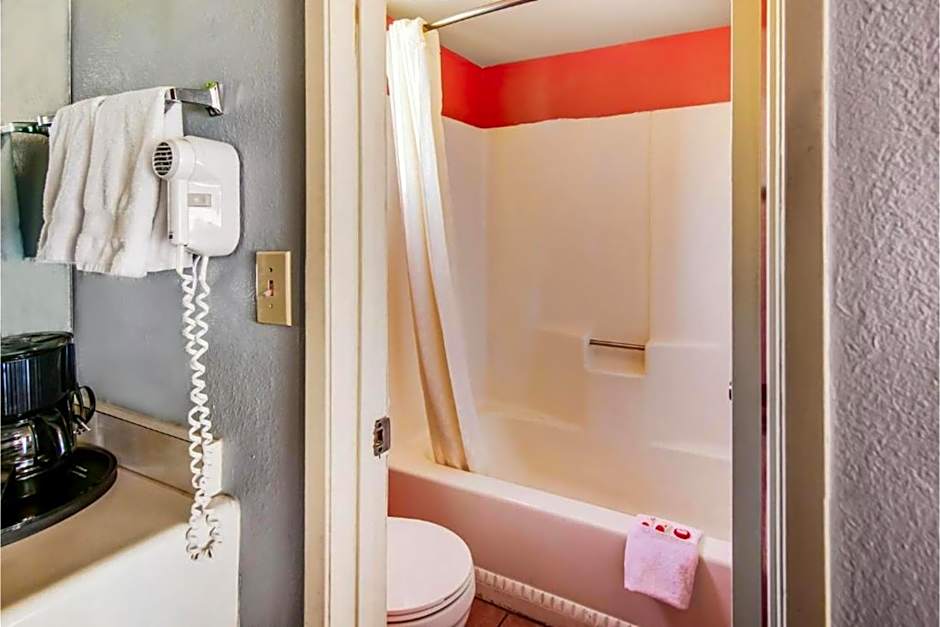 Hotel Europa Ridgecrest