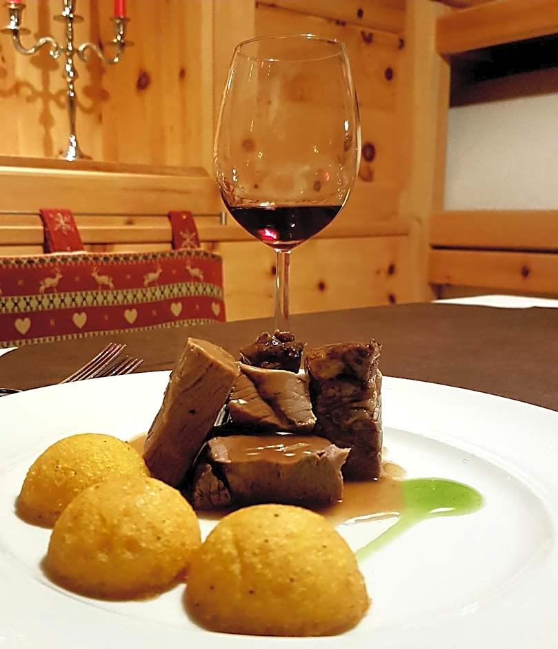 Ciasa Alpina Relax Hotel