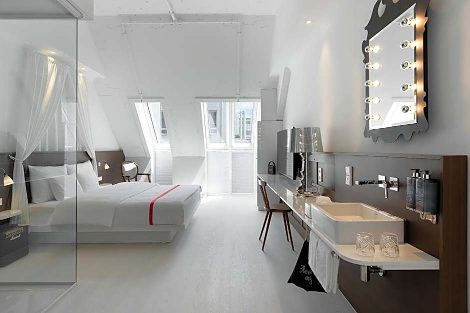 Ruby Rosi Hotel Munich