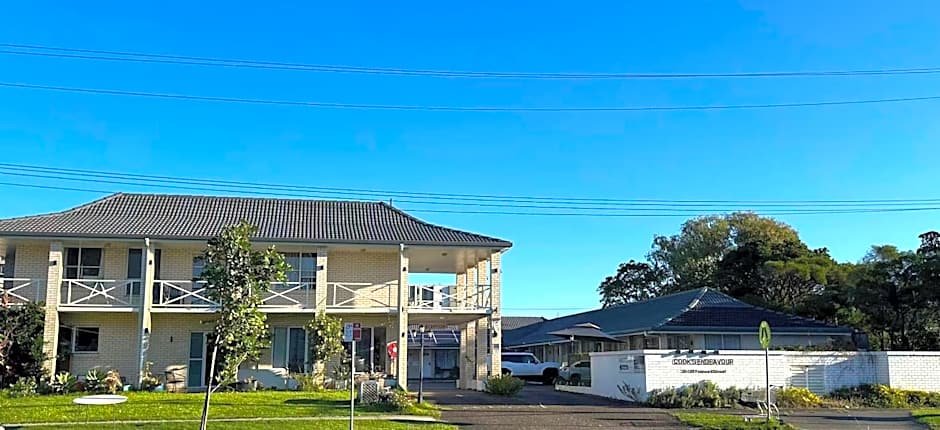 Cooks Endeavour Motor Inn