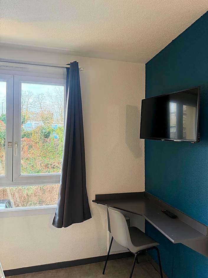 Hôtel La Nonette ASTERIX, CDG AIRPORT & PARIS CENTRE