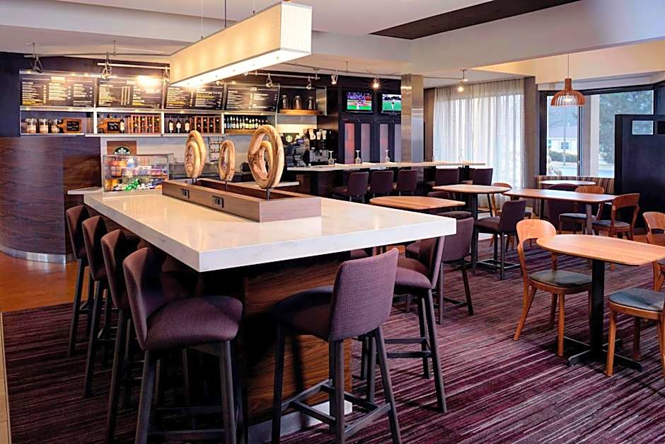 Sonesta Select Kansas City South Overland Park