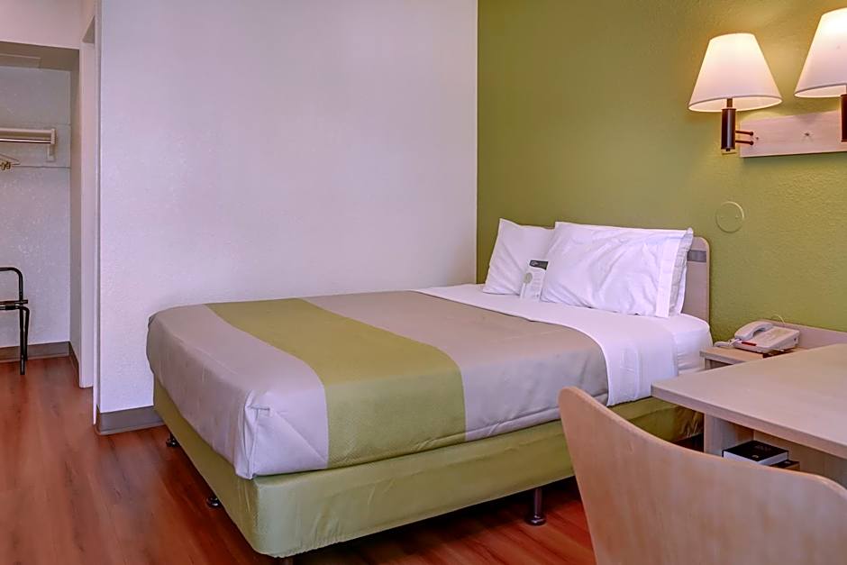 Motel 6-Eugene, OR - South Springfield