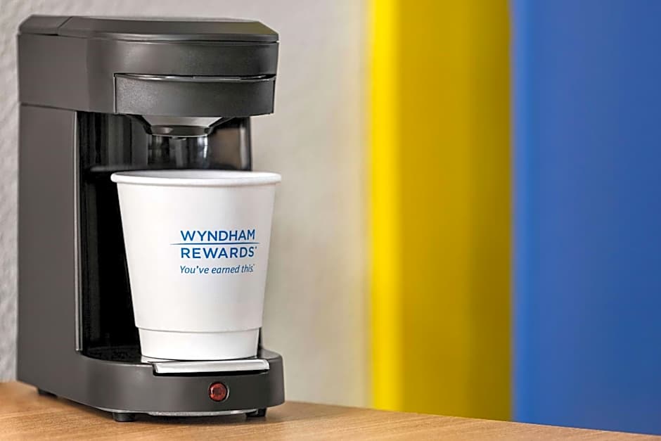 Days Inn by Wyndham Fulton