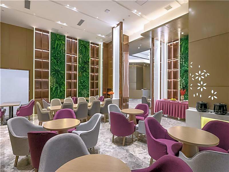 Lavande Hotels Chengdu Qingbaijiang Fenghuang Lake – Chengdu