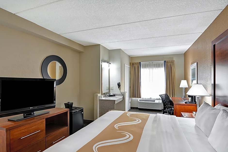 Photo 1 of 1 of 1 King Bed, Accessible