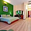 Ararat Hotel
