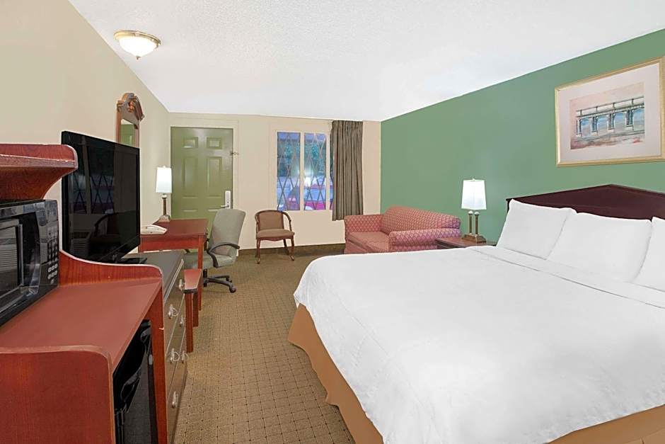 Knights Inn Battle Creek Mi