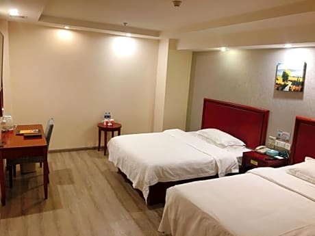 GTR - Twin Room No Window