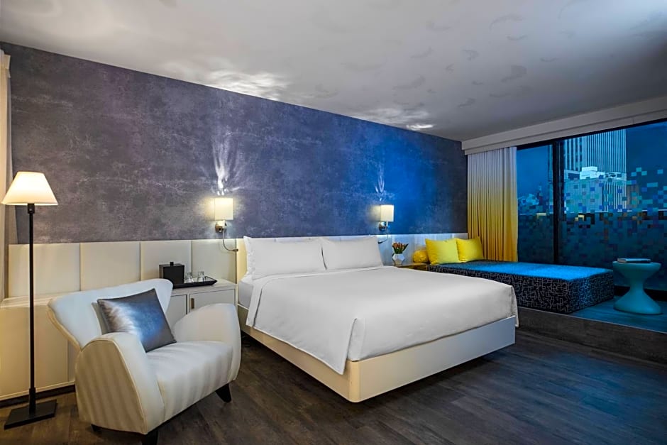 Renaissance New York Times Square Hotel