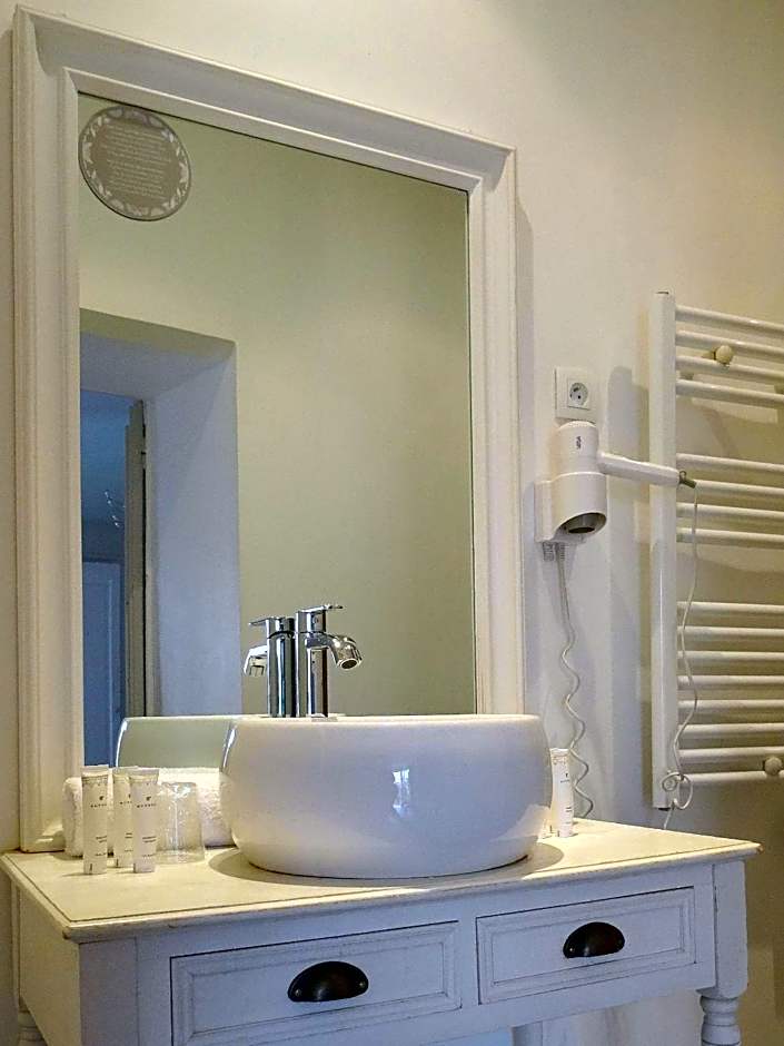 Hôtel De L'Amphithéâtre