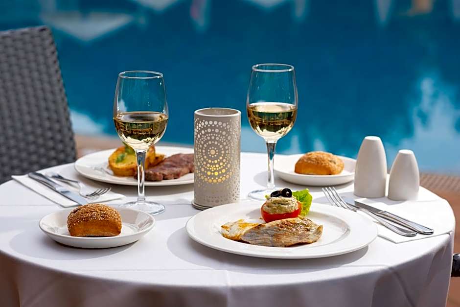 Valentin Reina Paguera - Adults Only