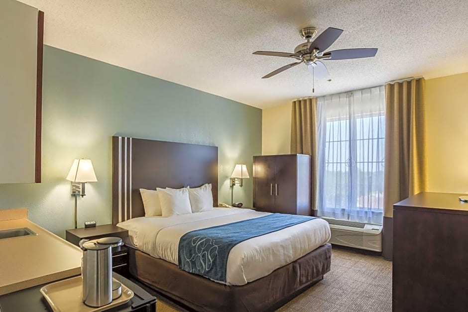 Comfort Suites New Orleans East