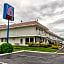 Motel 6-Everett, WA - South