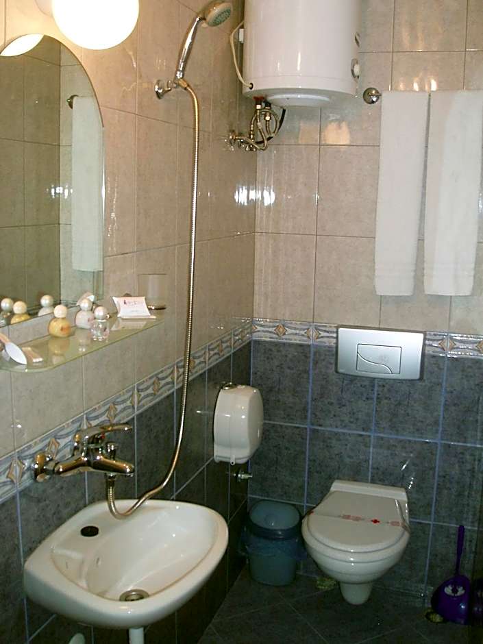 Scotty'S Boutique Hotel