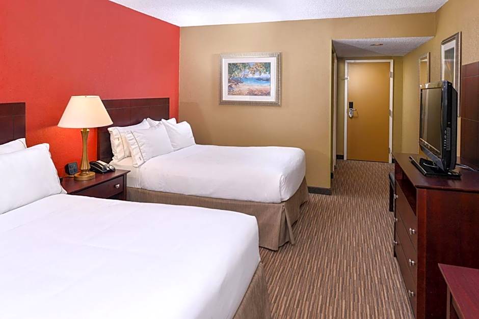 Holiday Inn Express Hotel Clearwater East - ICOT Center By IHG