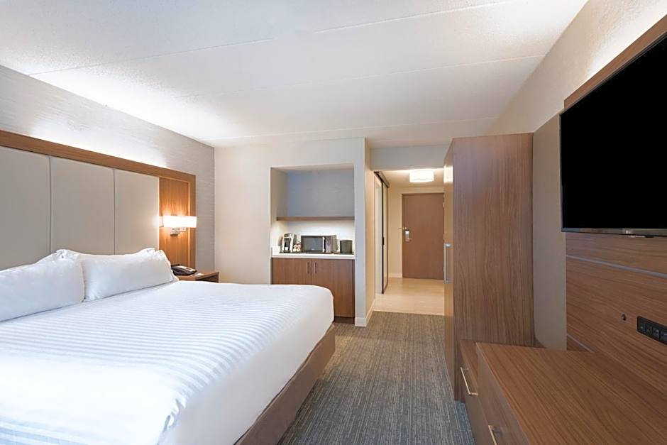 Holiday Inn Express Boston-Waltham By IHG