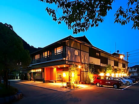 Ryokan Onishiya Suishoen – Kinosaki Onsen