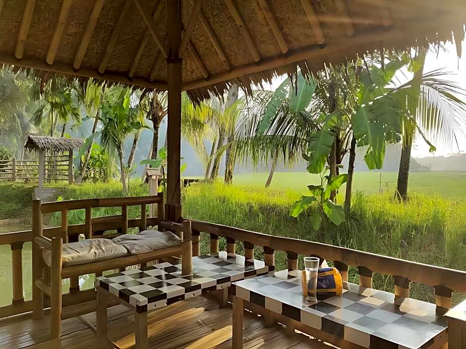 Baleku Bamboo Retreat