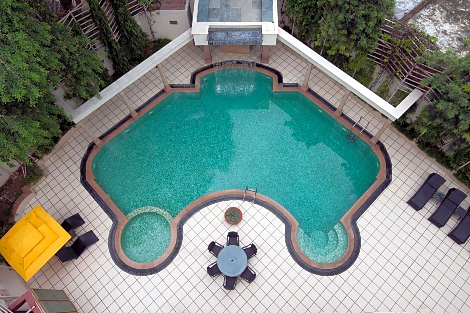 Howard Plaza The Fern - An Ecotel Hotel Agra