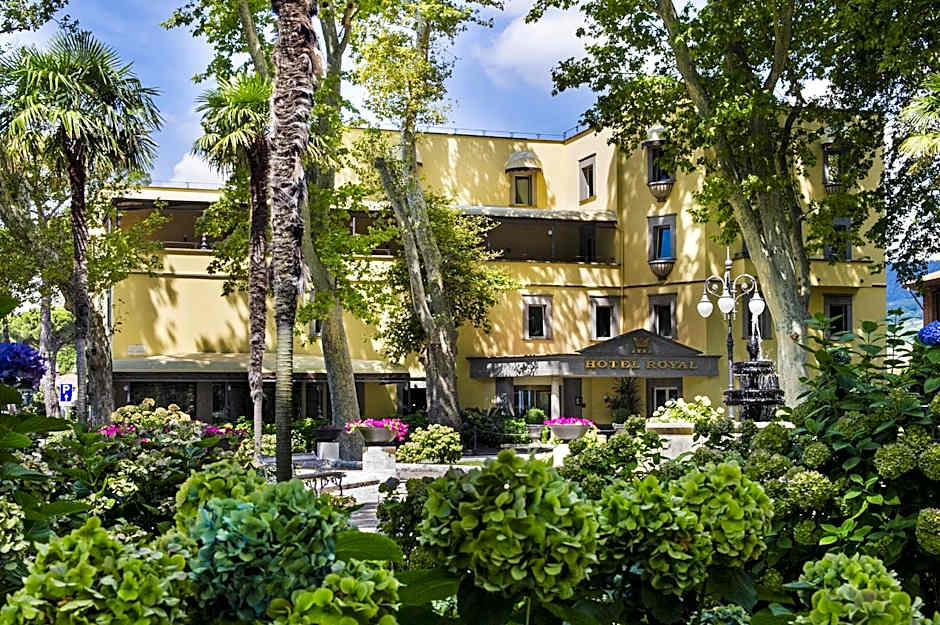 Hotel Royal