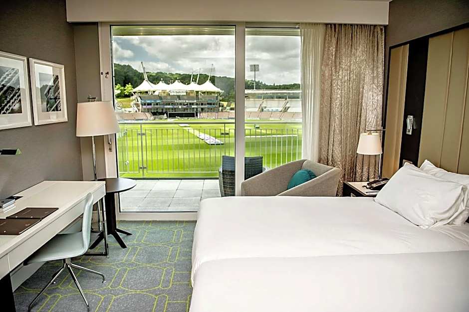 Hilton Southampton - Utilita Bowl