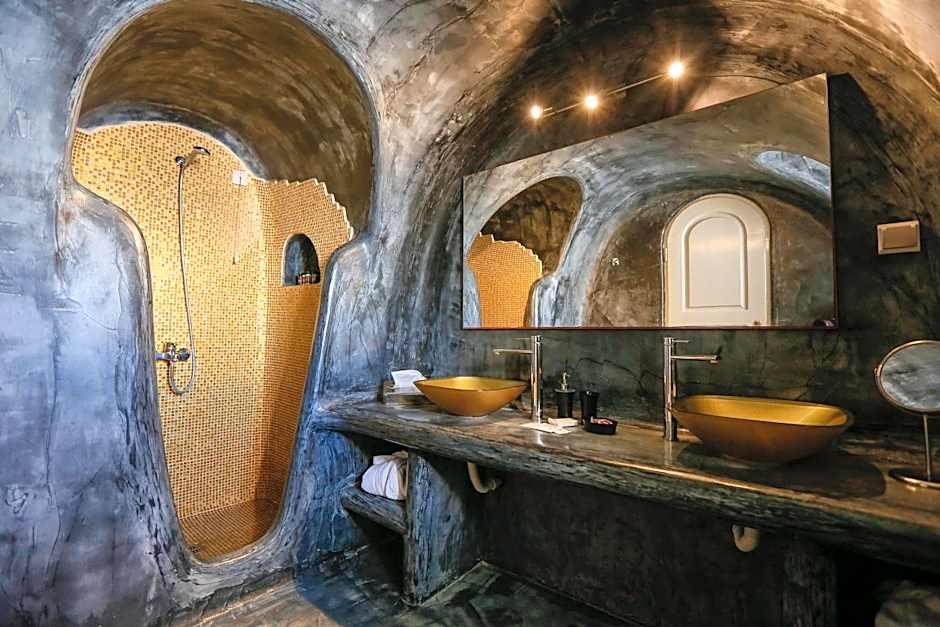 Ilioperato Hotel