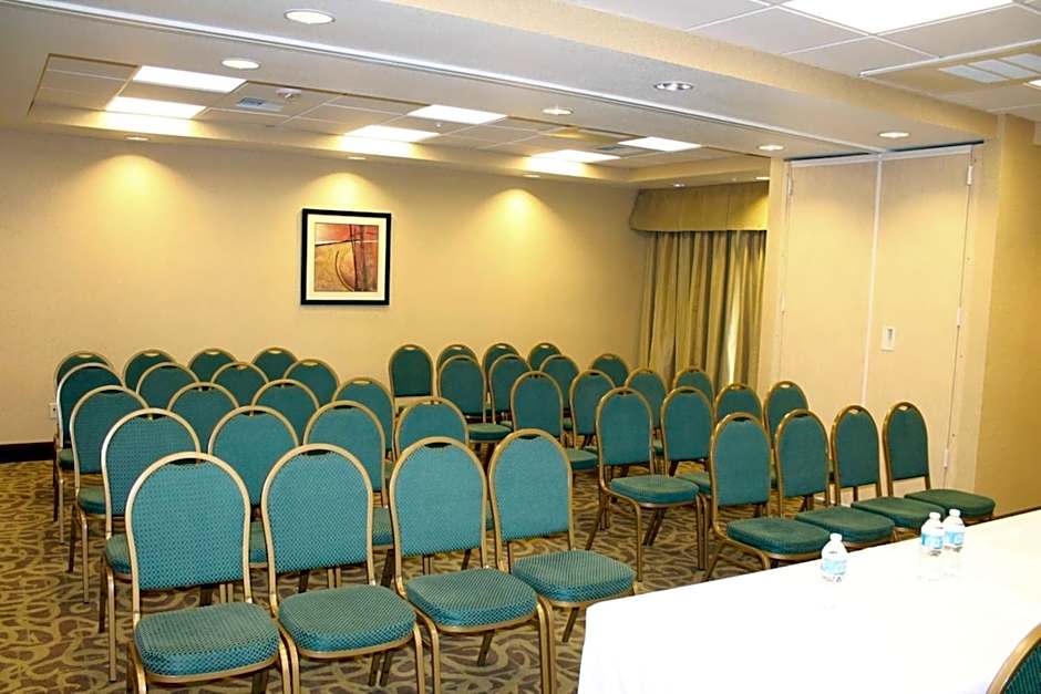 University Hotel Davis Area by IHG