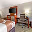 Quality Inn & Suites Stoughton - Madison South