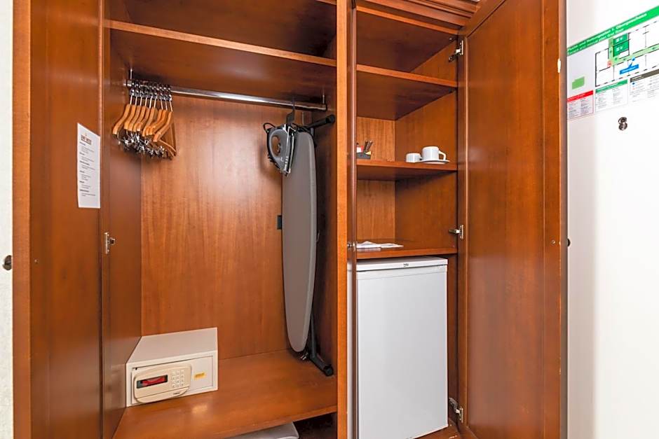 King's Hotel City Stay