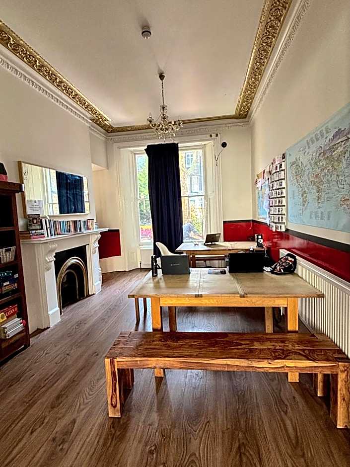 Saint James Backpackers