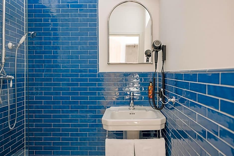 Homaris East Side - Self-Check In
