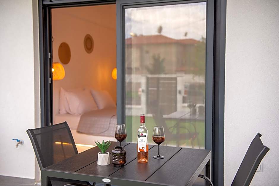 Alios Gaia - Seaside Apartments