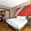Cambria Hotel & Suites Plymouth