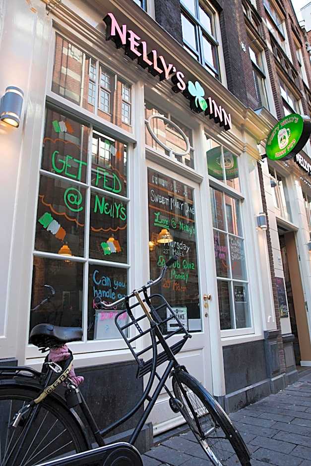 Durty Nelly's Inn