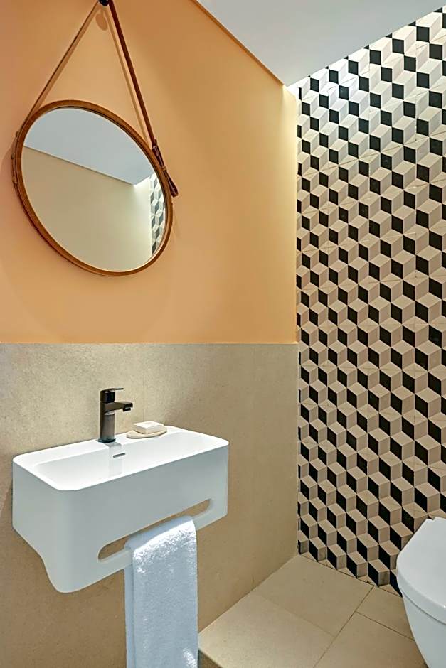 Hyatt Centric Cairo West
