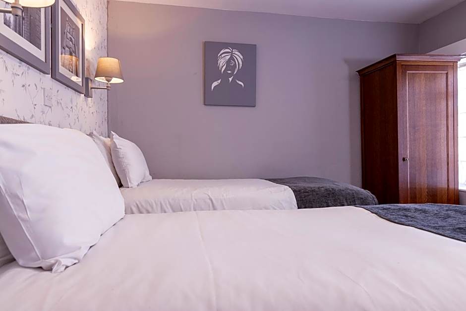 Cromwell Lodge Hotel by Greene King Inns