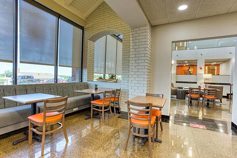 Drury Inn and Suites St Louis Collinsville