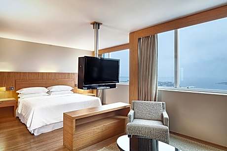 SUITE CLUB, Club level, 1 Bedroom Larger Suite, 1 King, Ocean view, High floor
