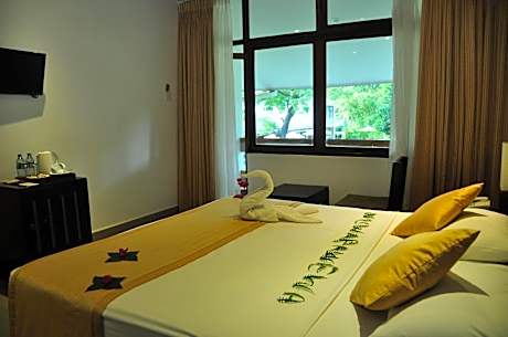 Semi Deluxe Double or Twin Room