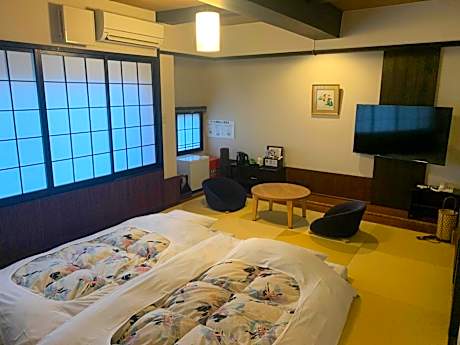 Japanese-Style Room