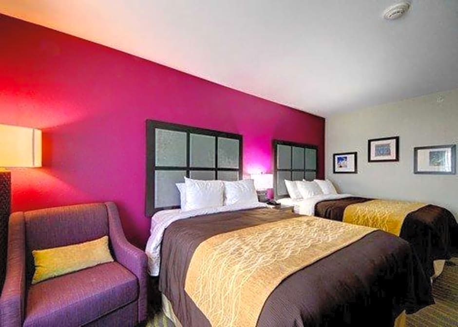Comfort Inn & Suites Tulsa I-44 West - Rt 66