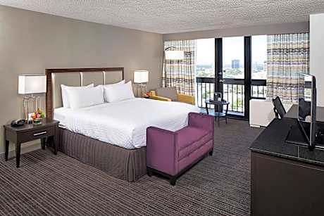 Standard King Room with Balcony