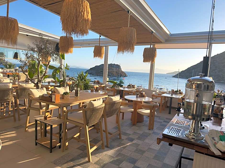 Liman Hotel Gumusluk