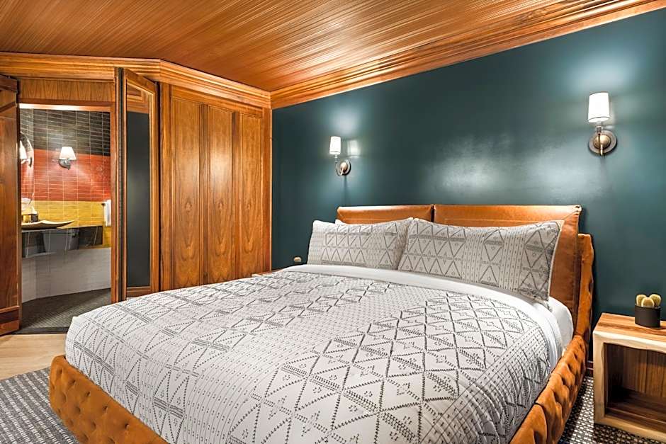 Wolfe's Hotel Moab