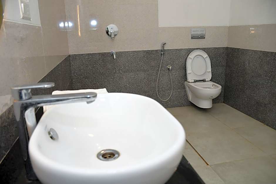 Dolphin Hotel Digha